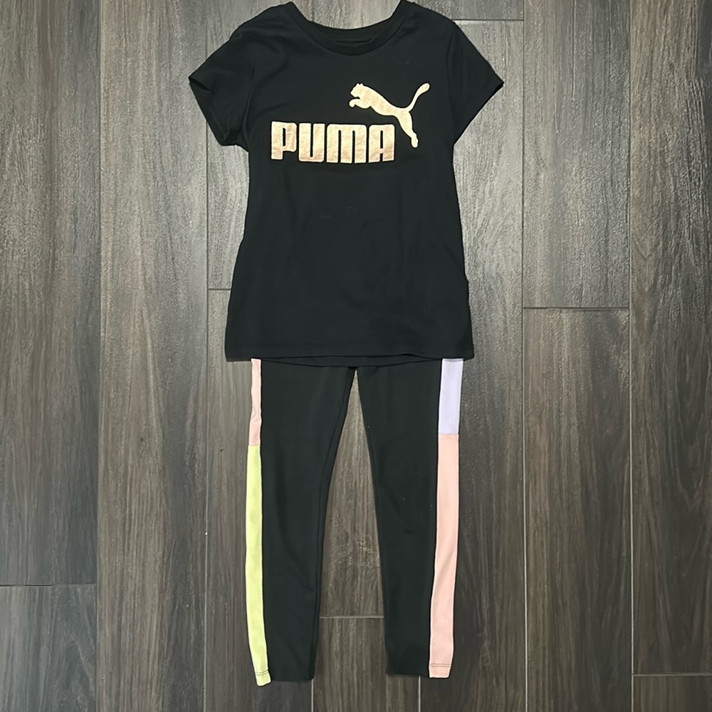 Puma Girl’s 2 Piece Set Top and Leggings Color: Black Size: S (6/7)